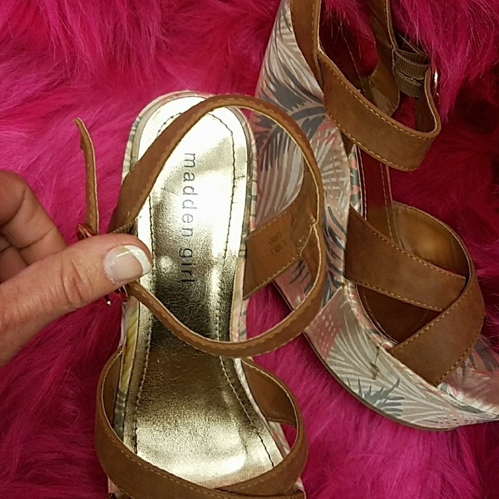 Wedges - Picture 4 of 4